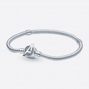Pandöra Moments Marvel The Avengers Logo Clasp Snake Chain Bracelet 590784C00